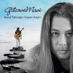 Gitarvemavi Kendi Yalnızlığını Arayan Adam